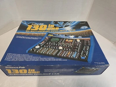 Science Fair 130-in-One Electronic Project Lab - Radio Shack 28-259 - Image 1 of 4