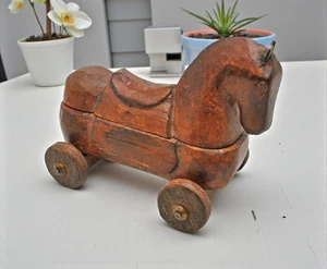 Vintage Holz Pferd auf Rädern Figur Gewürzkasten original alt handgeschnitzt - Bild 1 von 7