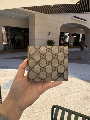 Gucci Brown GG Bi-Fold Wallet Beige Brown 768243 141622062 - Image 1 of 3
