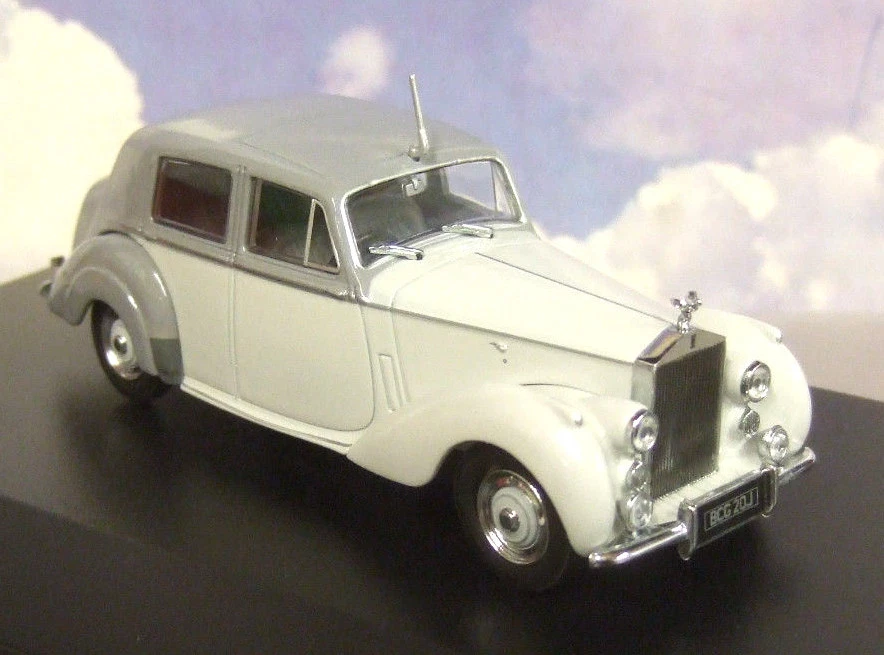 OXFORD 1/43 1949-1955 ROLLS ROYCE SILVER DAWN (STD. STEEL) 2 TONE GREY 43RSD002 - Image 1 of 2