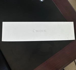 Apple Watch Series 8 45mm Mitternacht Aluminiumgehäuse mit Sportarmband, S/M Cellular - Bild 1 von 2