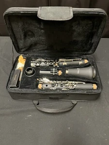 Mendini by Cecilio Bb Clarinet w/ Case, Reserve X5 Mouthpiece, & Accessories - Picture 1 of 14