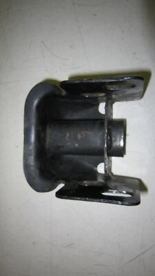 Soporte de parachoques delantero izquierdo o derecho Chevrolet Silverado 1500 Tahoe 2007-2013 Foto 1 de 4