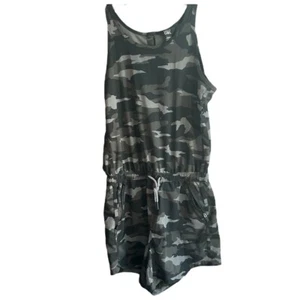 Athleta Girl size XL (14) grey and black camouflage Romper - Picture 1 of 8