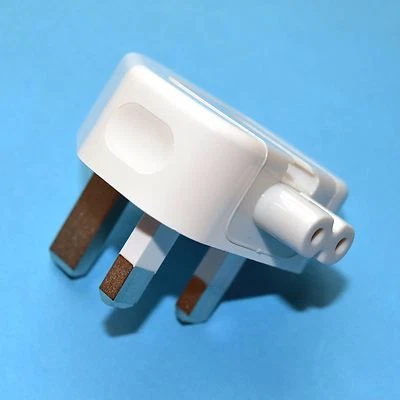 Genuine Original Apple 3 Pin UK Plug for iPad MacBook Magsafe Charger 3A Fused - Image 1 of 3