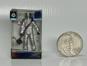 Figura ZURU Chewbacca Mini Marcas Disney Edición 100 Aniversario Guerra de las Galaxias - Imagen 1 de 7