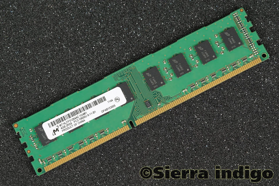 MT16JTF51264AZ-1G4M1 Micron 4GB 2RX8 PC3-10600U-9-11-B1 Memory RAM DDR3-1333MHz - Immagine 1 di 1