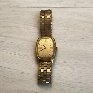 Timex F Cell Q Estilo Rectangular Hombre Cara Dorada y Banda Acero Inoxidable Espalda - Imagen 1 de 5