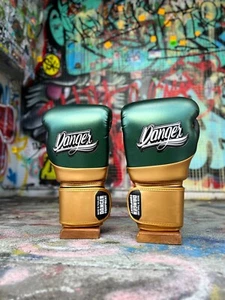 WBC STYLE DANGER BOXING GLOVES - Picture 1 of 2