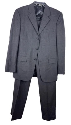 Jos A Bank Men's NEW Wool 3-Button Suit 40R Gray Pleated Pants 33x35 - Image 1 of 4
