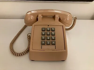 Vintage 80s Telephone ITT Push Button Touch-Tone Beige Tan Peach (USA Import) • 39€
