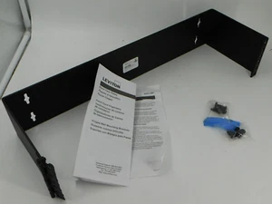 Soporte de montaje en pared Leviton 49251-W62 2POS, 3,5""6"" panel de parche negro con bisagras profundas - Imagen 1 de 6