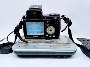 KODAK EasyShare DX7590 5.0MP Zoom Digital Camera & Charging Dock - Picture 1 of 4
