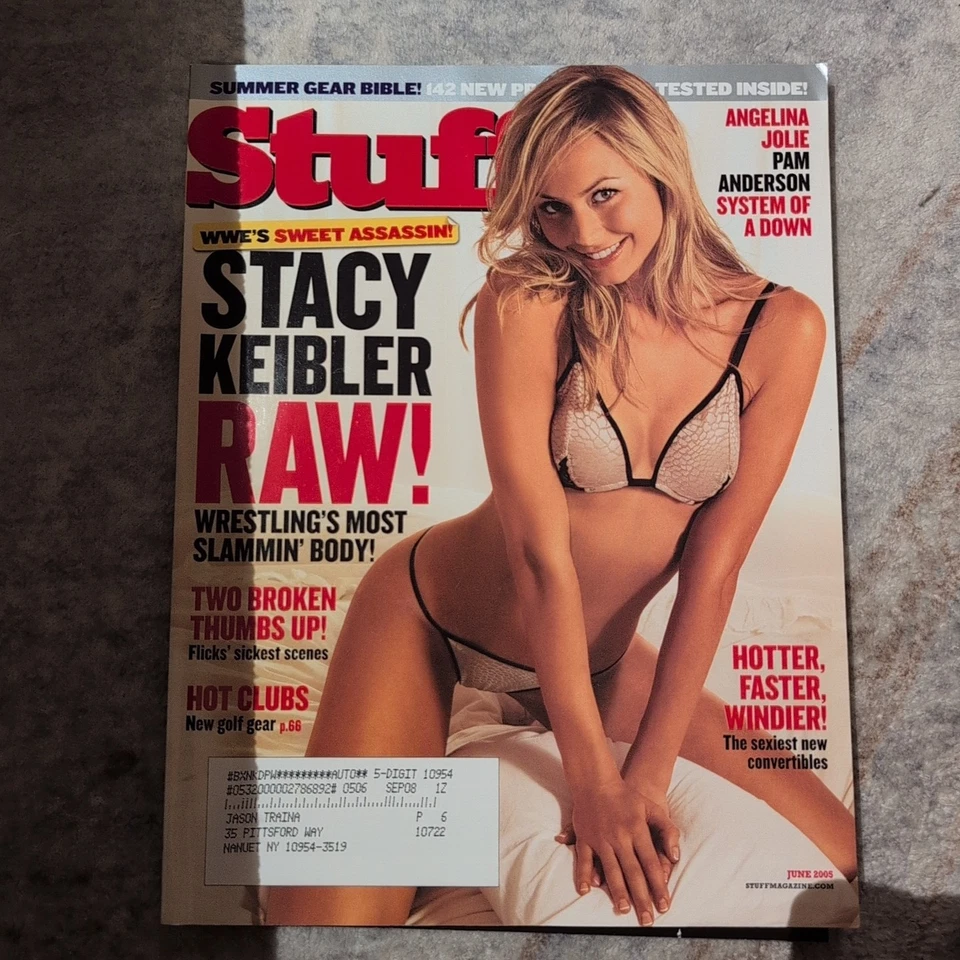 Stuff Magazine June 2005 Stacy Keibler RAW! Foto 1 de 2