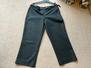 Wallis Petite Cropped Black Trousers Size 10 - Picture 1 of 3