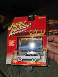 JOHNNY WHITE 2016 CLASSIC GOLD WHITE LIGHTNING 1972 CHEVY VEGA WAGON CHASE VHTF - Picture 1 of 7
