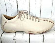 born baseball shoes