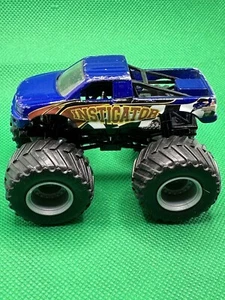 Hot Wheels Istigator Monster Jam Monster Truck 1:64 veicolo pressofuso - Foto 1 di 4