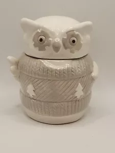 Thompson Ferrier Owl in Gray Sweater Ceramic Candle Fraser Fir & Fig Holiday - Picture 1 of 4