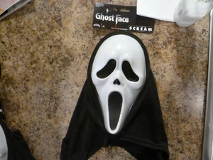 Ghostface Scream Mask 2020 Funworld - Picture 1 of 2
