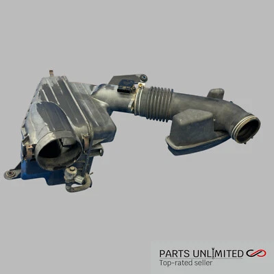 01-05 Lexus Is300 OEM filtro de aire conjunto limpiador con sensor de flujo de aire másico STOCK Foto 1 de 4