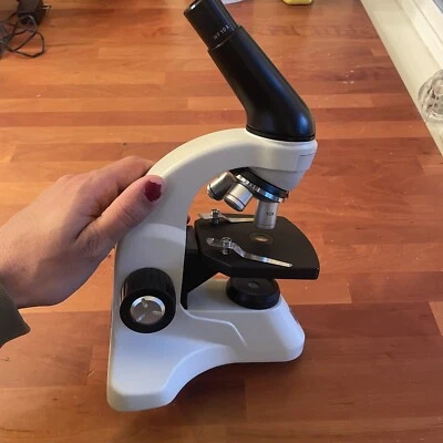 国家显微镜带 4x、10x 和 40x — 第 1/4 张图片