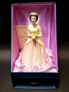 Royal Doulton HM QUEEN ELIZABETH II. HN 3440. Box, COA. LTD edition. - Bild 1 von 11