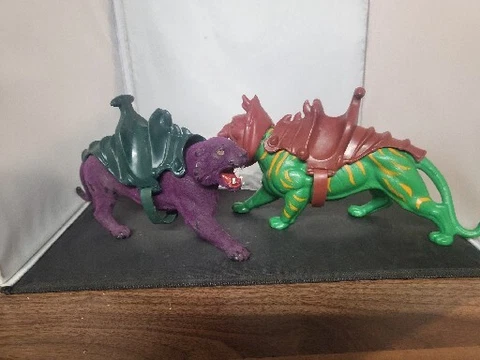 Vintage Mattel He-Man Masters Of The Universe Battle Cat Panthor w/ Saddle Motu Cover