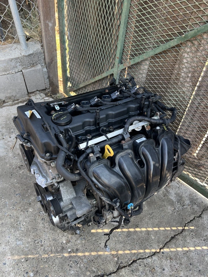 2011-2013 HYUNDAI TUCSON SPORTAGE 2.4 ENGINE LOW MILES 152XXX LOCAL PICKUP ONLY - Image 1 of 4