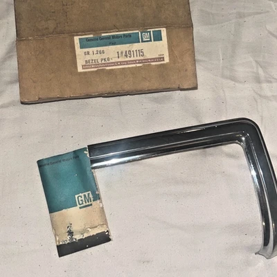 1973 Pontiac Bonneville Catalina Grand Ville Rt Outer Grille Bezel 491115 NOS GM - Image 1 of 3