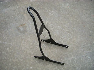 HARLEY-DAVIDSON 2002-2005 DYNA FXD SISSY BAR WITH PAD MOUNT - Bild 1 von 9
