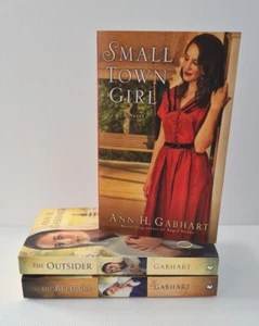 3 x Ann H Gabhart Historical Christian Paperback Books - Outsider, Believer - Foto 1 di 7