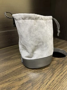 Canon LP1319 Soft Lens Case / Pouch for EF lens - Picture 1 of 2