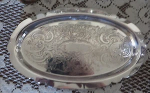 Vintage Sheridan Ornate Silverplate Serving Tray, Oval shape, 9.5in - Picture 1 of 3