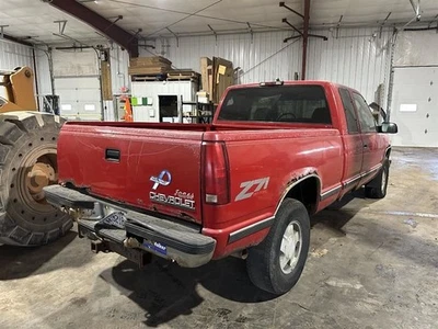 Passenger Right Tail Light Fits 90-00 CHEVROLET 2500 PICKUP 1256199 - Imagem 1 de 4