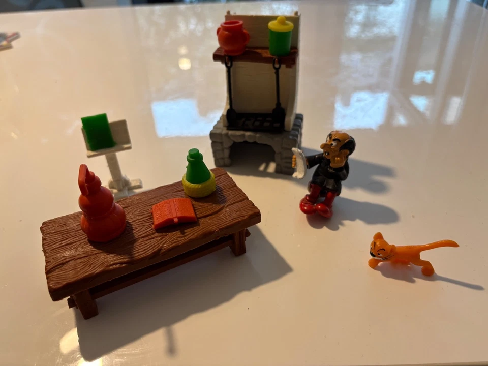 Gargamels Zauberküche mit Gargamel und Azrael von Schleich.  - Bild 1 von 1