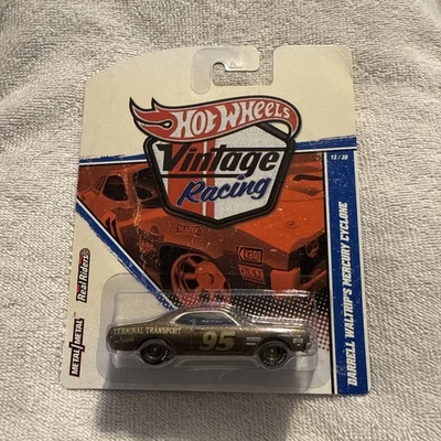 Hot Wheels Vintage Racing Darrel Waltrip's Mercury Cyclone 13/30  Foto 1 de 4