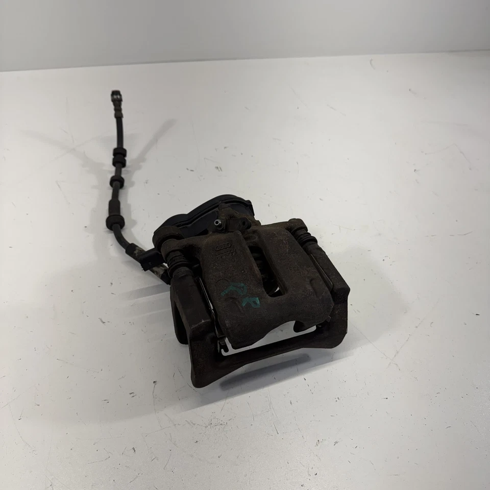 AUDI A6 QUATTRO 2013-2018 AWD suspensión trasera derecha disco pinza de freno OEM Foto 1 de 4