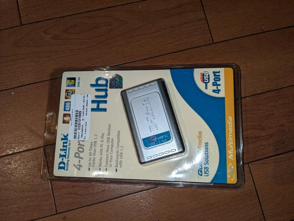 D-LINK DUB-H4 USB 2.0 HUB used - Image 1 of 1