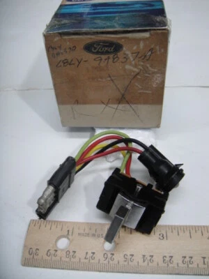 Interruptor de actuador de liberación de control de velocidad Lincoln Mark III original 1969 70 71 OEM nuevo Foto 1 de 4