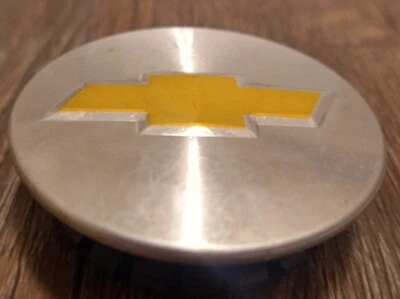 Tapacubos Chevrolet Impala Equinox Traverse Uplander Trax 9594156 OEM Foto 1 de 4