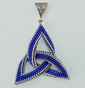 Keltischer Knoten Blau Silber Anhänger Kettenanhänger handmade Unikat Schmuck  - Bild 1 von 6