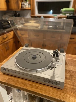 Vintage Dual CS-620Q Automatic Direct Drive Turntable Record Player Bang & O. - Image 1 of 4