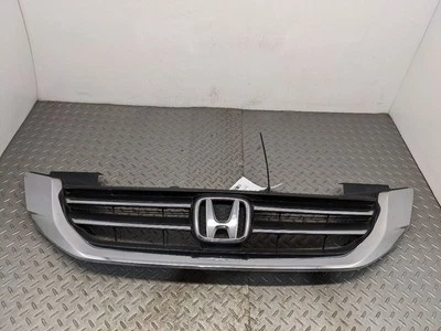 Rejilla superior sedán doble barra horizontal cromada compatible con 13-15 ACCORD 1155812 Foto 1 de 4