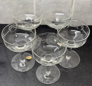 5 X Vintage Martini Coupe Cocktail Etched Glasses Made In Czechoslovakia - Picture 1 of 20