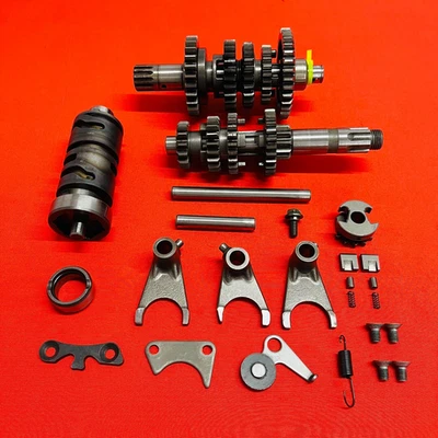 КОРОБКА ПЕРЕДАЧ DRZ125 В КОМПЛЕКТЕ ПОДЛИННЫЙ OEM SUZUKI DRZ 125 L (2003-2007) - Изображение 1 из 4