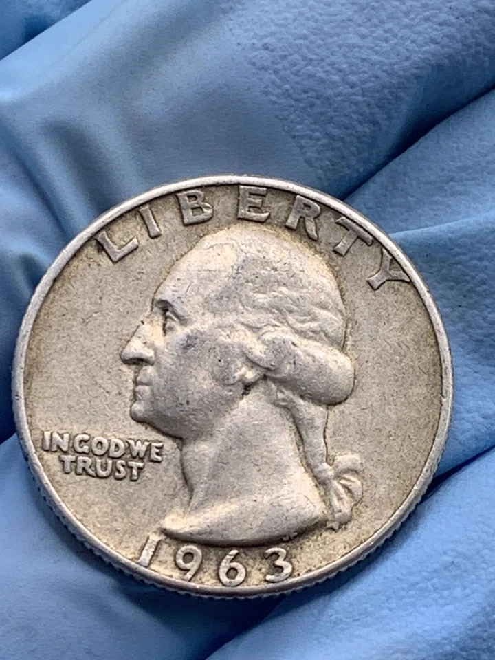 1963-D  SILVER  SILVER  WASHINGTON QUARTER - NICE - Image 1 of 4
