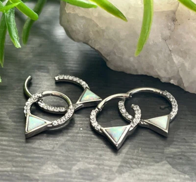 1 pieza Triángulo Ópalo y Circonita cúbica Gemas Anillo Segmento Bisagras Acero Tabique Aro Hélice Daith Foto 1 de 4