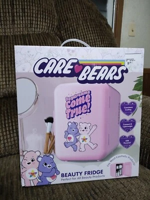Refrigerador Care Bears Beauty rosa compacto USB enfriamiento constante para productos de belleza Foto 1 de 4