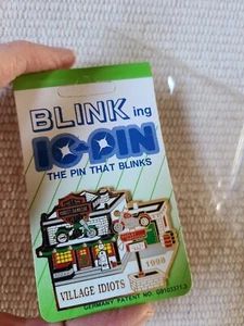 Prendedor de coleccionista Harley Davidson Dept 56 esmalte parpadeante RARO Village Idiots 1998 - Imagen 1 de 6